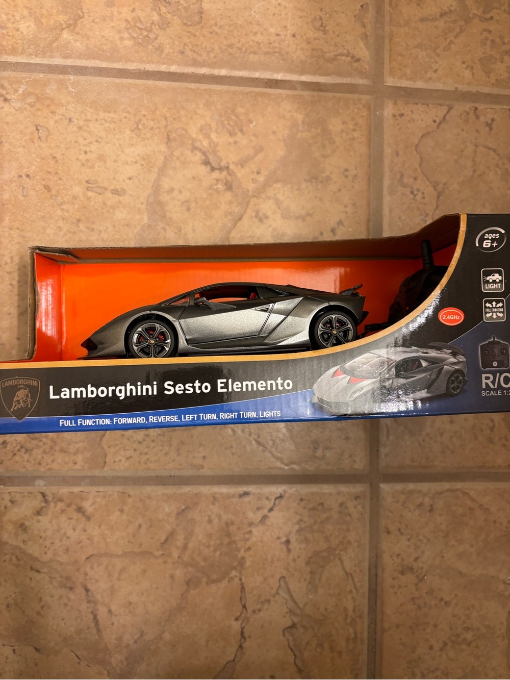 New Lamborghini Sesto Elemento R/C